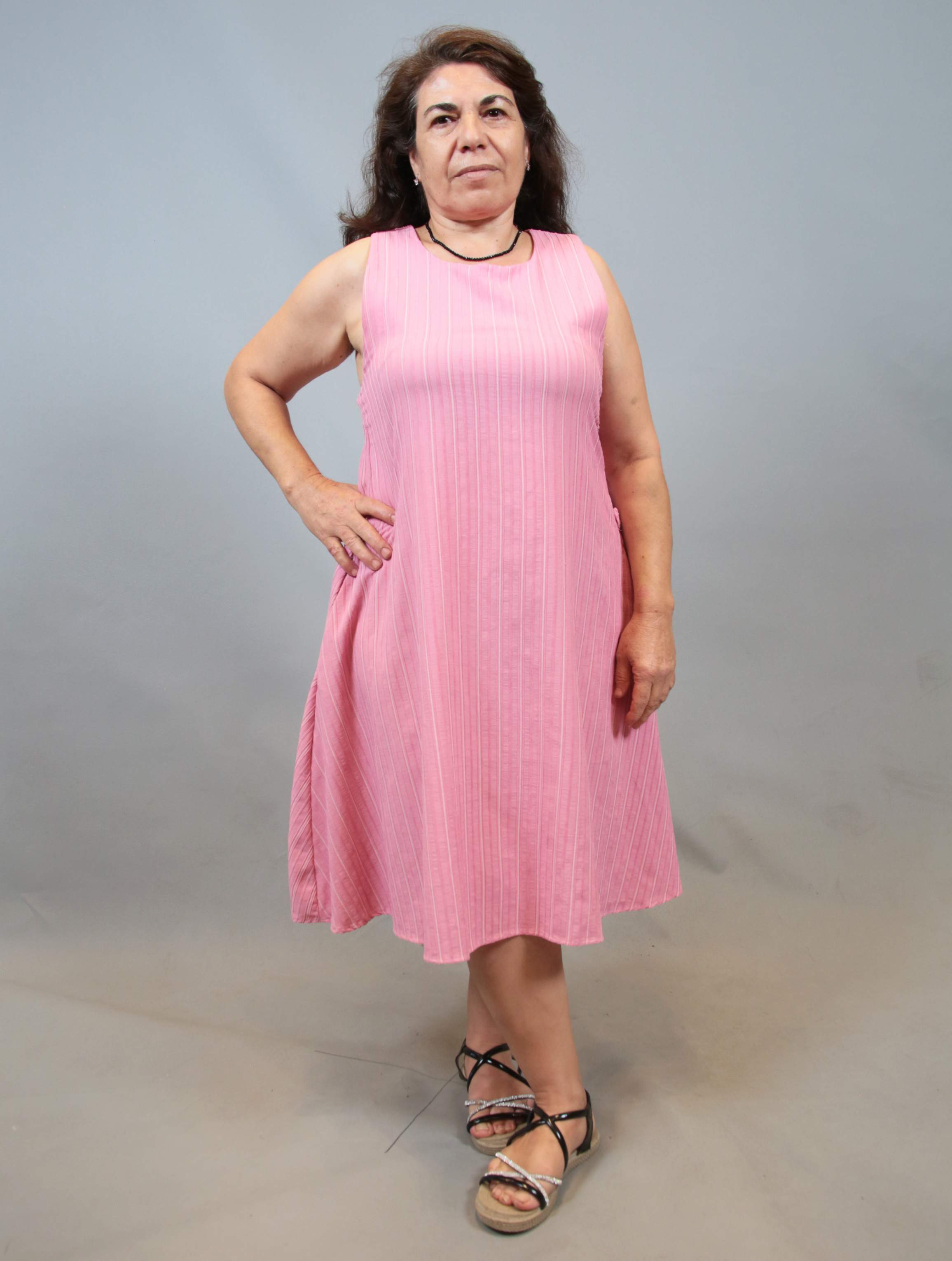 GÜLÜMSER AKPINAR